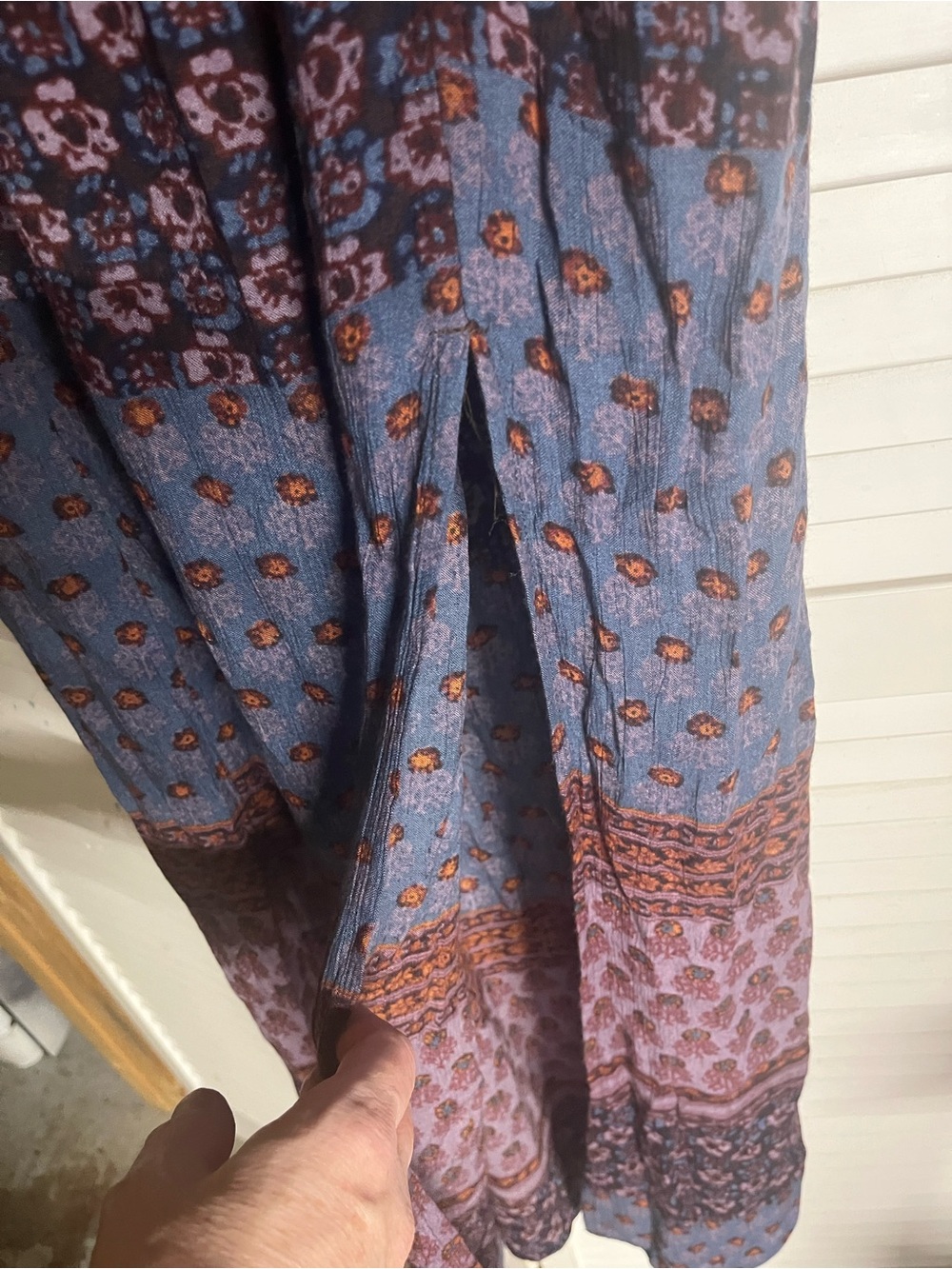 American Eagle Outfitters Multicolor Floral Print Top in Blue & Rust - Picture 4 of 11